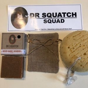 Dr.Squatch Wood Barrel Bourbon Soap set